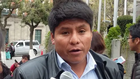 Leonardo Loza, senador masista. (Foto: WKM Rad).