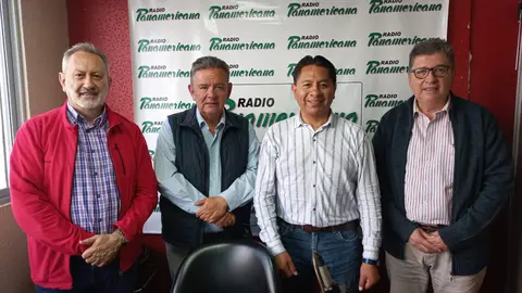De izquierda a derecha: Fabi&aacute;n Yacsik, Luis Eduardo Siles, Jos&eacute; Luis Flores y Antonio G&oacute;mez.