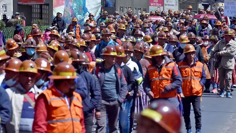 Mineros de Bolivia. (Foto: Jornada).