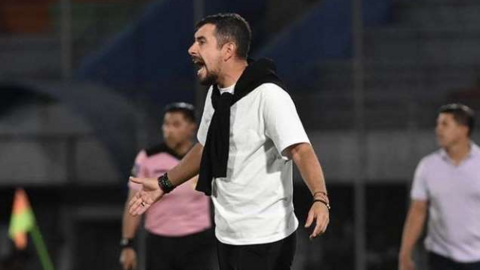 Rodrigo Venegas, entrenador chileno. (Foto: Rad Yacuiba).