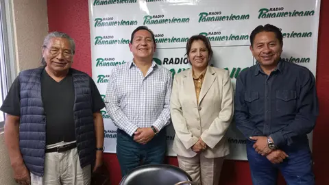 De izquierda a derecha: Fernando Untoja, Jos&eacute; Luis Bedregal, Ana Mar&iacute;a Castillo y Jos&eacute; Luis Flores.