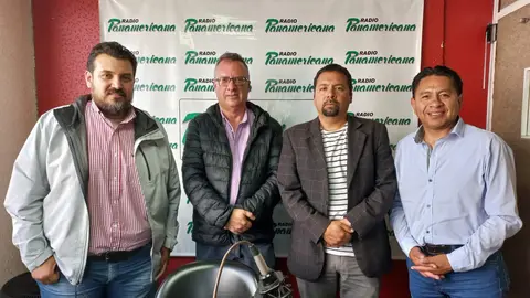 De izquierda a derecha: Carlos Saavedra, Carlos Alarc&oacute;n, Joshua Bellott y Jos&eacute; Luis Flores.