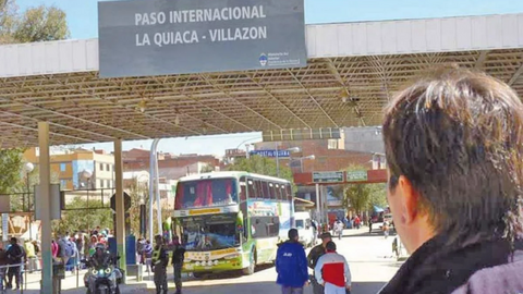 Frontera Argentina-Bolivia. (Foto: El Pa&iacute;s).