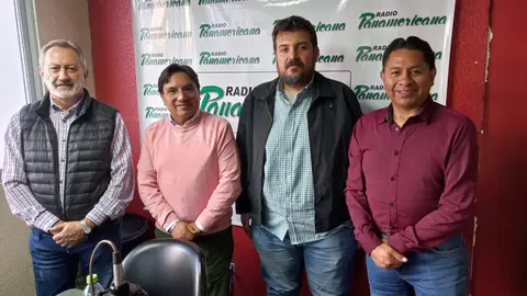 De izquierda a derecha: Fabi&aacute;n Yacsik, Marcelo Silva, Carlos Saavedra y Jos&eacute; Luis Flores.