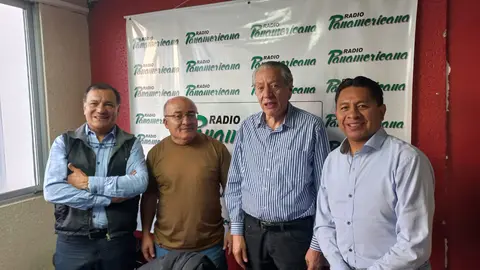 De izquierda a derecha: Franklin Pareja, Hugo Moldiz, Carlos Borht y Jos&eacute; Luis Flores.