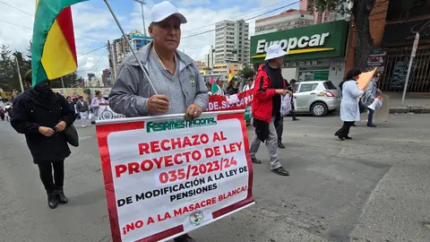 M&eacute;dicos bolivianos en marcha. (Foto: ANF).