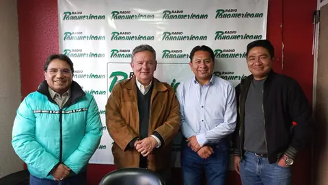 De izquierda a derecha: Marcelo Silva, Luis Eduardo Siles, Jos&eacute; Luis Flores y Marcelo Arequipa.