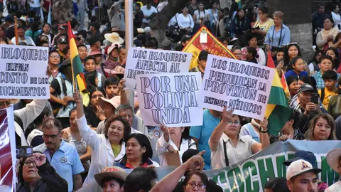 Cabildo Cochabamba. (Foto: La Raz&oacute;n).
