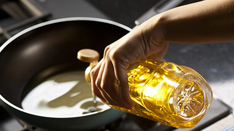 Aceite de girasol. (Foto: OneCp).