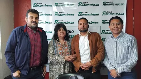 De izquierda a derecha:  Carlos Saavedra, Jimena Costa, Joshua Bellott y Jos&eacute; Luis Flores.