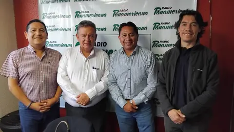De izquierda a derecha: Jos&eacute; Luis Bedregal, Luis Eduardo Siles, Jos&eacute; Luis Flores y Manuel Mercado.