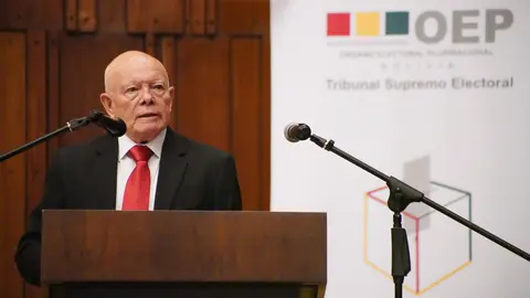 Dr. Oscar Hassenteufel Salazar. Presidente del Tribunal Supremo Electoral. (Foto. TSE)
