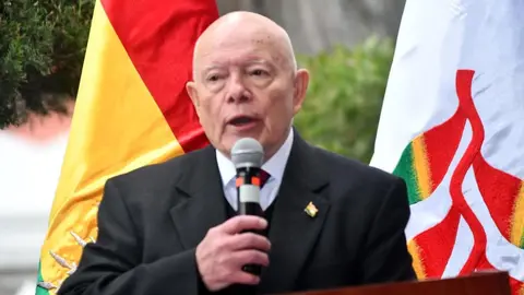Oscar Hassenteufel, presidente interino. (Foto: TSE).