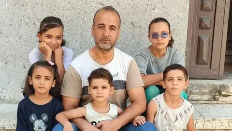Refaat Alathamna, m&eacute;dico palestino boliviano.