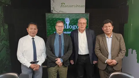 De izquierda a derecha: Jos&eacute; Luis Flores, Yerko Ilijic, Ramiro Cavero y Nicanor Cochi