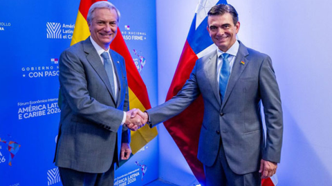 Jos&eacute; Antonio Kast y Rodrigo Paz.