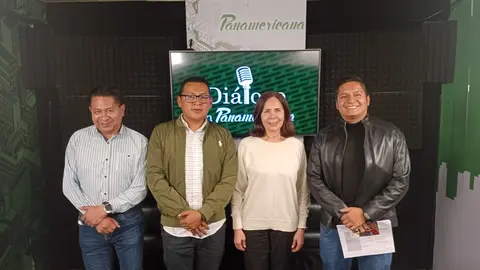 De izquierda a derecha: Jos&eacute; Luis Flores, Marcelo Guti&eacute;rrez, Karen L&oacute;ngaric y Ricardo rada.
