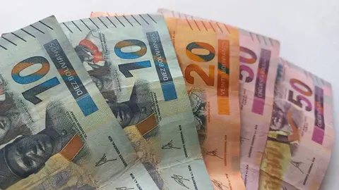 Billetes bolivianos. Dinero boliviano.