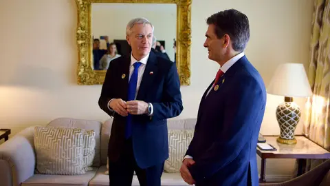 Presidente Rodrigo Paz y presidente electo de Chile, Jos&eacute; Antonio Kast (Foto: Ministerio de la Presidencia)