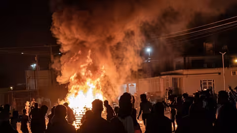Incendio casa Partido Comunista en Cuba.