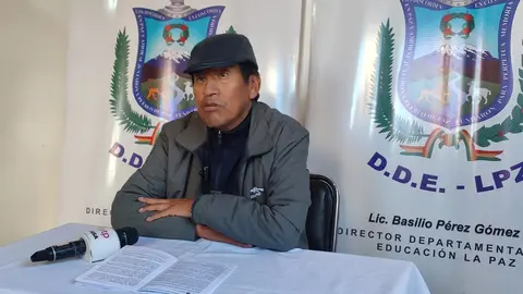 Director de Educaci&oacute;n de La Paz, Basilio P&eacute;rez.