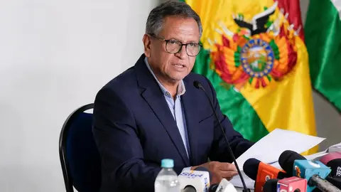 Ministro de Gobierno, Marco Antonio Oviedo, en conferencia de prensa (Foto: Ministerio de Gobierno)