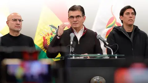 Presidente Rodrigo Paz en Conferencia de Prensa (Foto: Ministerio de la Presidencia)
