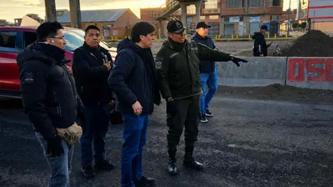 Mauricio Zamora, ministro de obras p&uacute;blicas, en operativo de Corredor Humanitario (Foto: Ministerio de Obras P&uacute;blicas)