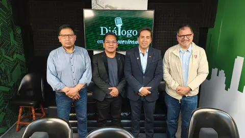 De izquierda a derecha: Oscar Cruz, Jorge Silva, William Bascop&eacute;, Gonzalo Ch&aacute;vez.