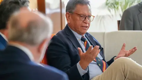 Ministro Oviedo define el conflicto como un "golpe de estado fallido" y anuncia unidad nacional