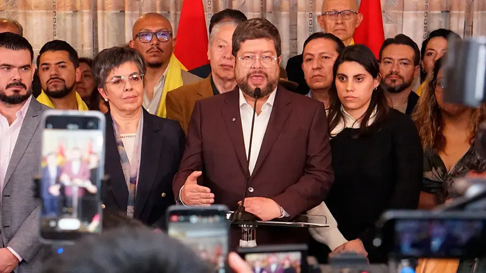 Samuel Doria Medina, en conferencia de prensa. Opini&oacute;n