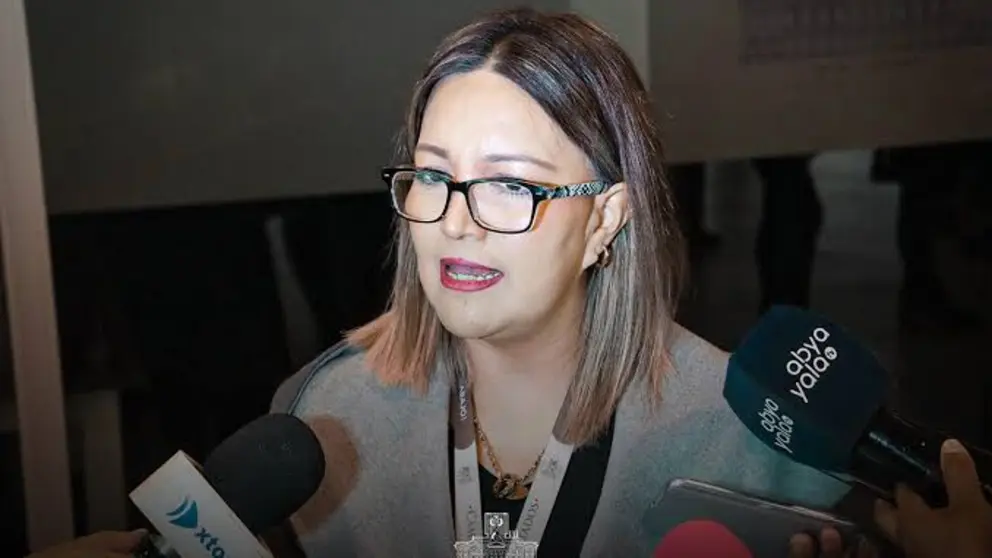 Sandra Hinojosa, diputada.