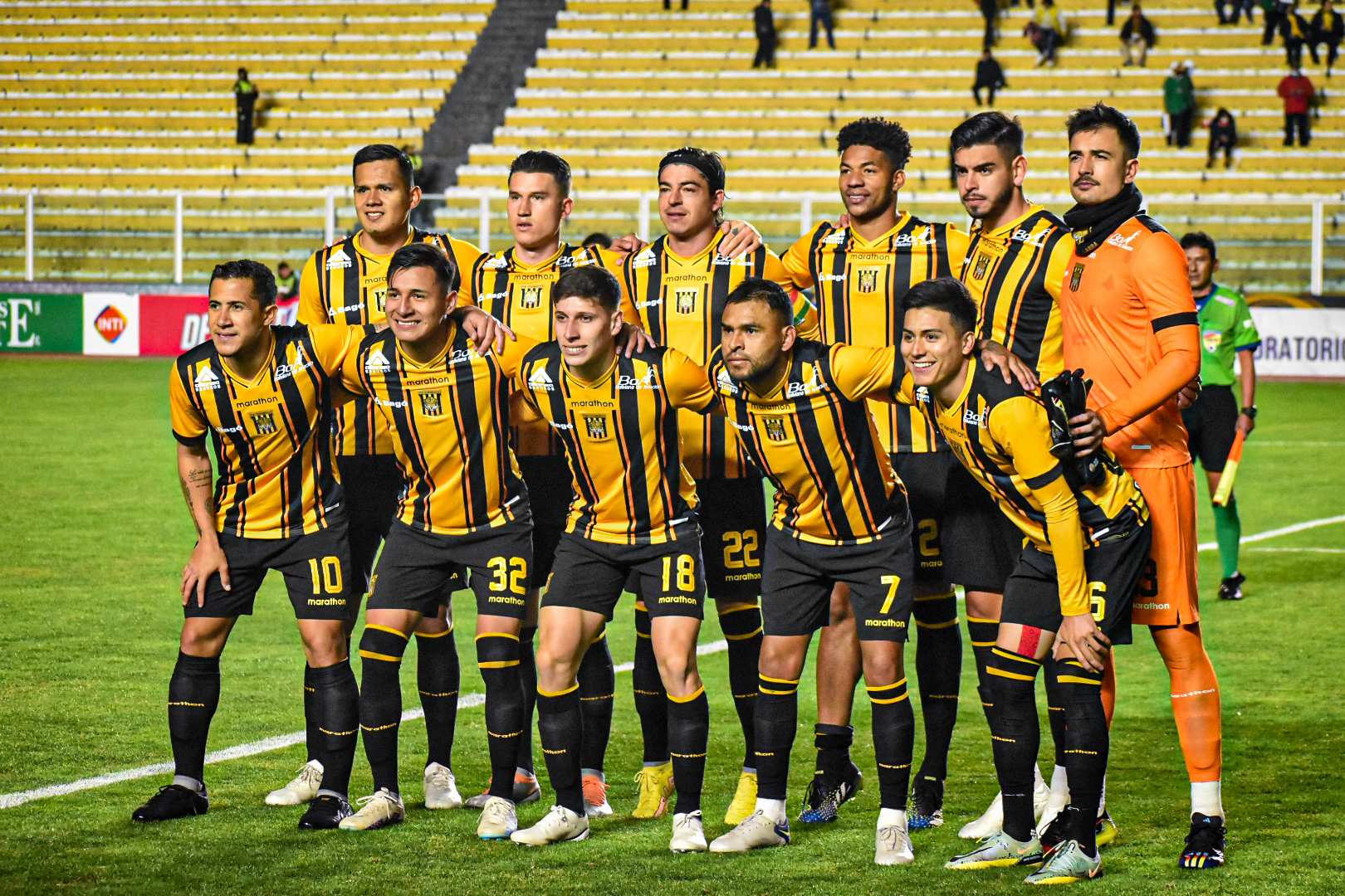 Los once de Rescalvo para enfrentar a Palmaflor. (Foto: Club The Strongest).