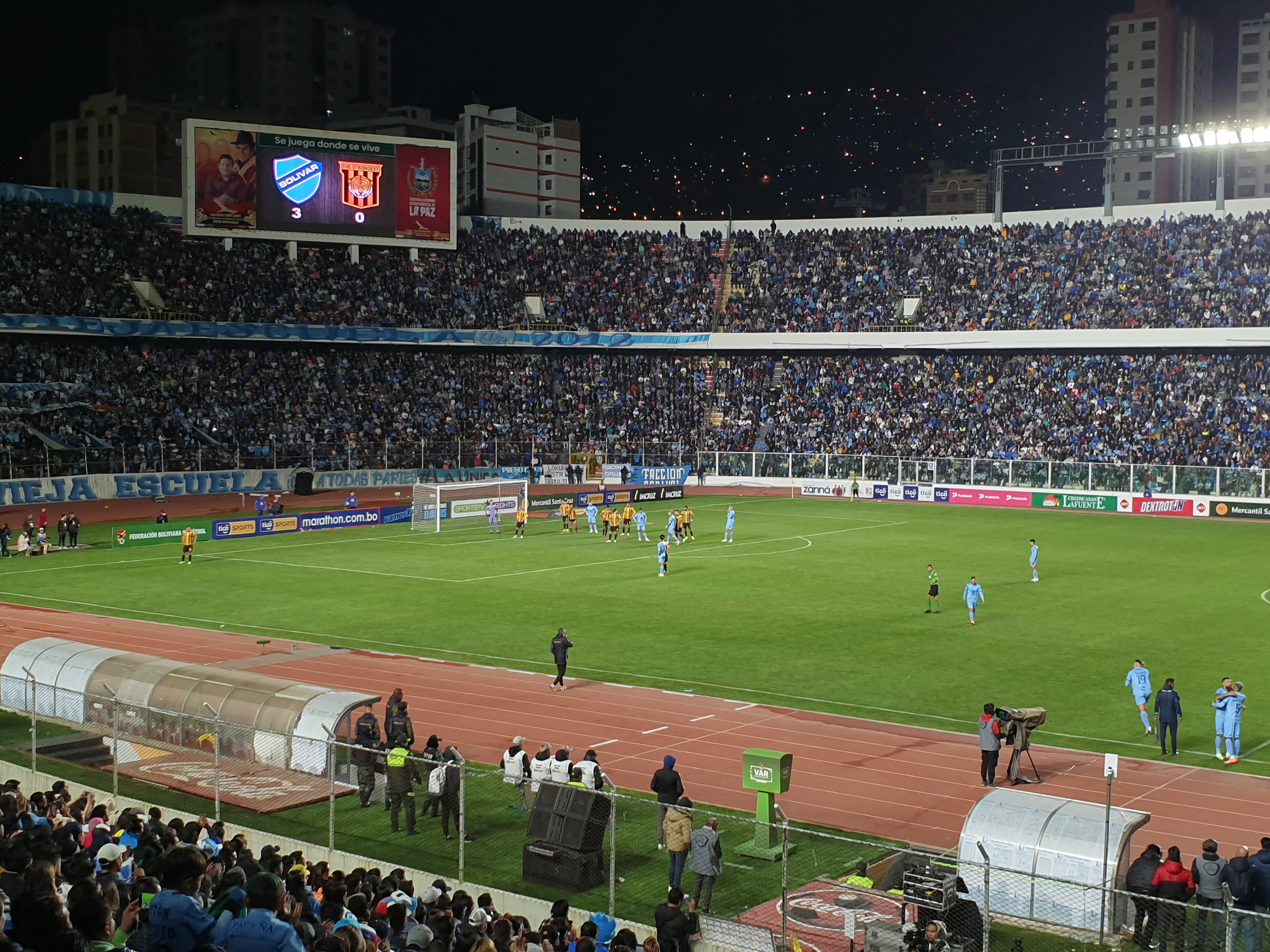 Super clásico paceño. 123