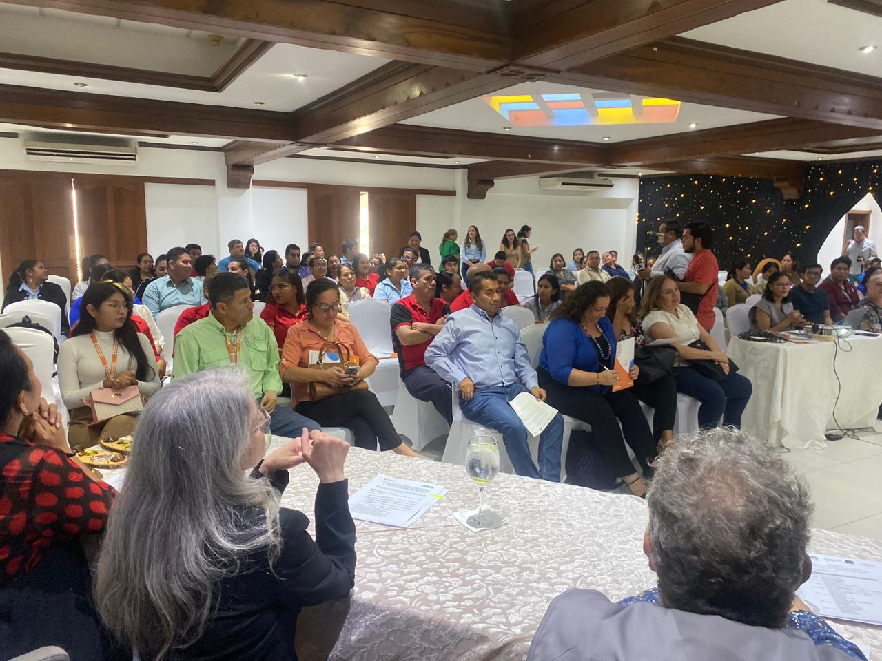 ONU Mujeres entrega equipos para municipios en Santa Cruz